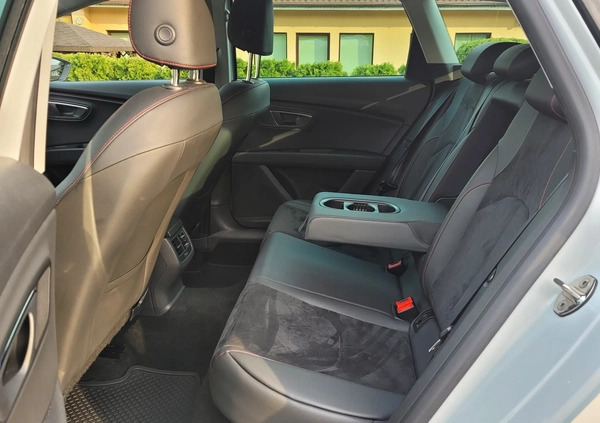 Seat Leon cena 63800 przebieg: 170587, rok produkcji 2017 z Iława małe 781